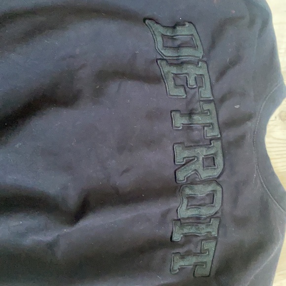 black detroit sweatshirt - Picture 2 of 4